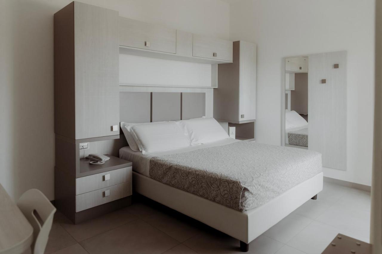 Hotel Caravel Vasto Exteriér fotografie